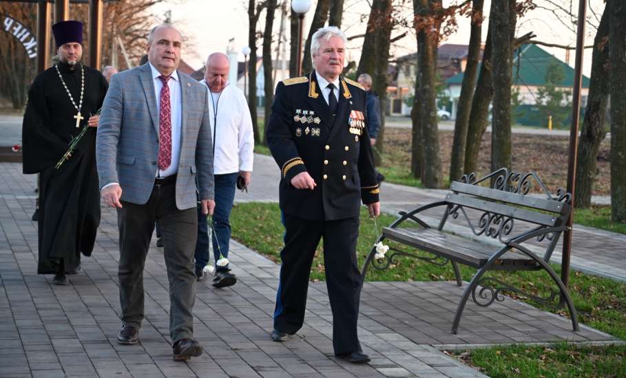 С 25 по 29 ноября 2025 года во «Дворце самбо» в Елецком муниципальном округе прошёл турнир по боксу