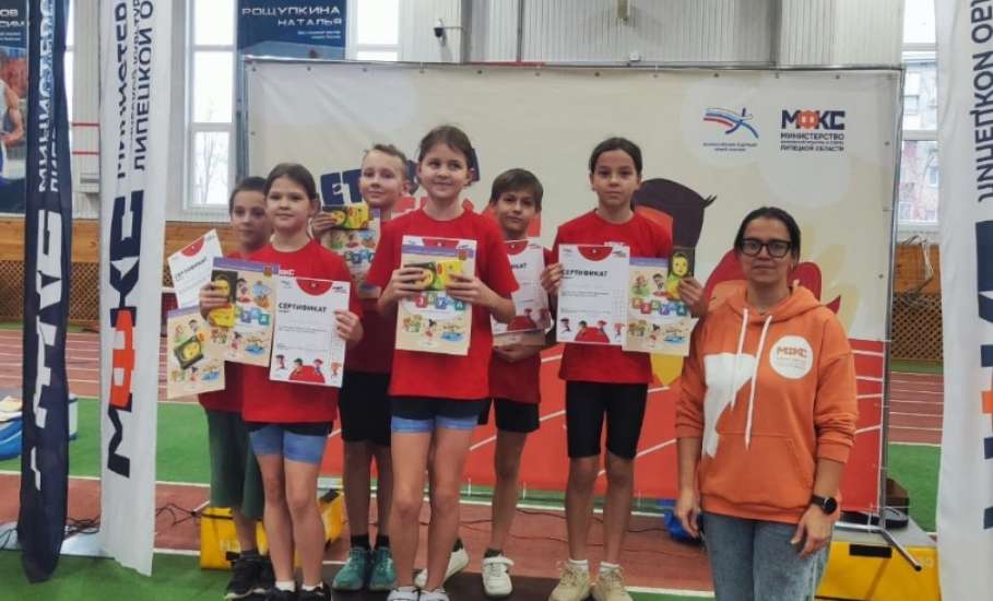 30 ноября во Дворце спорта "Молодёжный" в городе Липецке состоялся ежегодный традиционный фестиваль "Детская лёгкая атлетика"