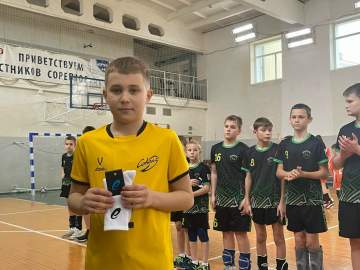 28-30 ноября в спортивном зале ЕТЖТ - филиал РГУПС прошло открытое первенство спортивной школы №1 по волейболу среди юношей 2013-2014 г.р.