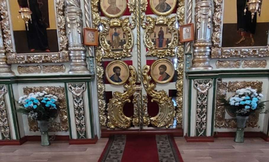 В Введенский храм приглашают завтра на Предпразднство Введения во храм Пресвятой Богородицы