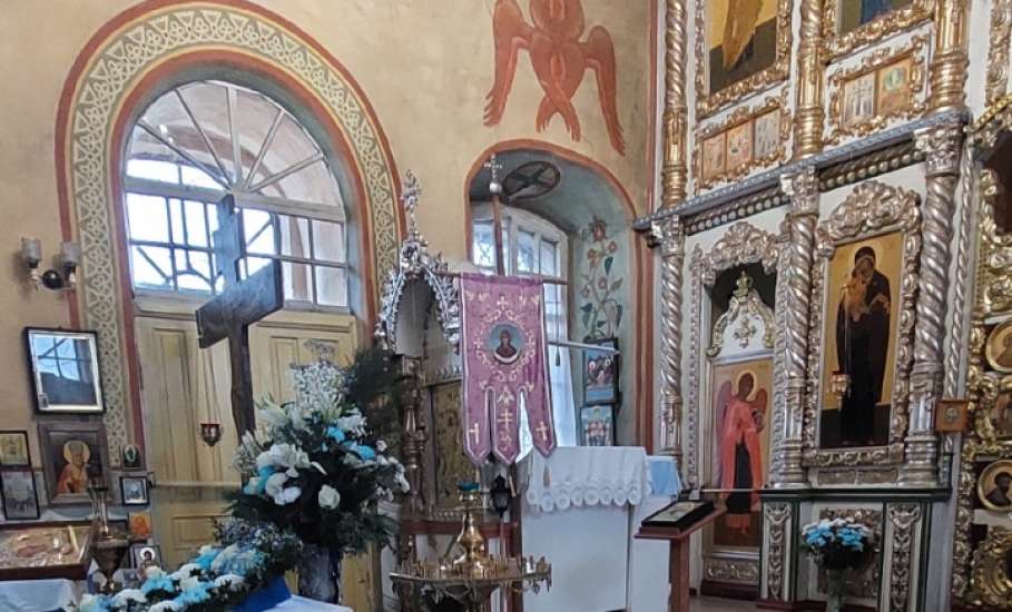 В Введенский храм приглашают завтра на Предпразднство Введения во храм Пресвятой Богородицы