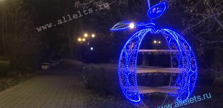 В Горсаду Ельца сегодня зажгли праздничную иллюминацию!