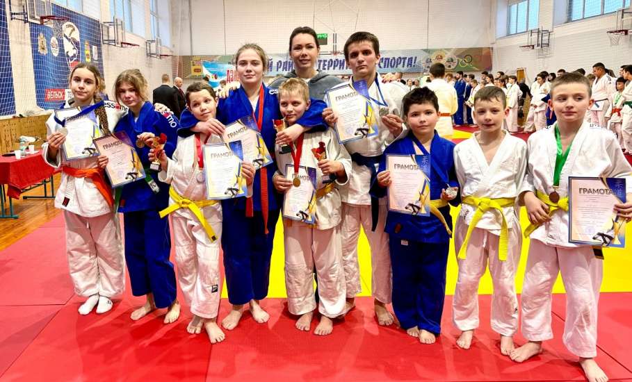 Елецкие дзюдоисты приехали с наградами из Архангельской области