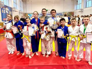 Елецкие дзюдоисты приехали с наградами из Архангельской области