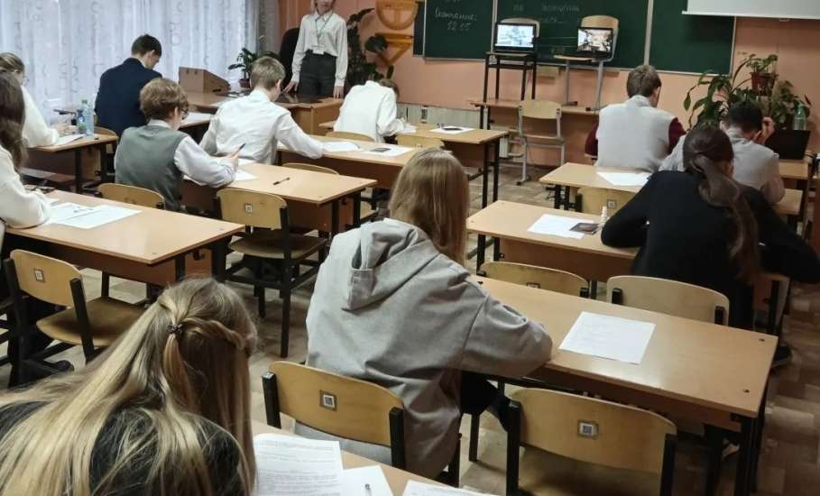 В Ельце продолжается муниципальный этап Всероссийской олимпиады школьников