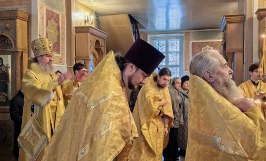 В Знаменском женском монастыре Ельца сегодня прошла  панихида по приснопоминаемой игумении Антонии (Поликаровой)