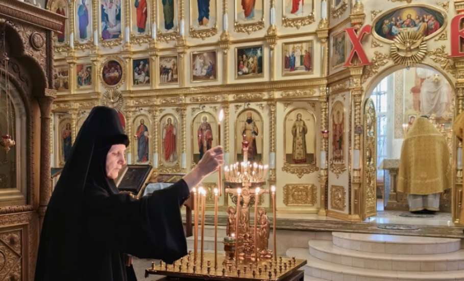 В Знаменском женском монастыре Ельца сегодня прошла  панихида по приснопоминаемой игумении Антонии (Поликаровой)