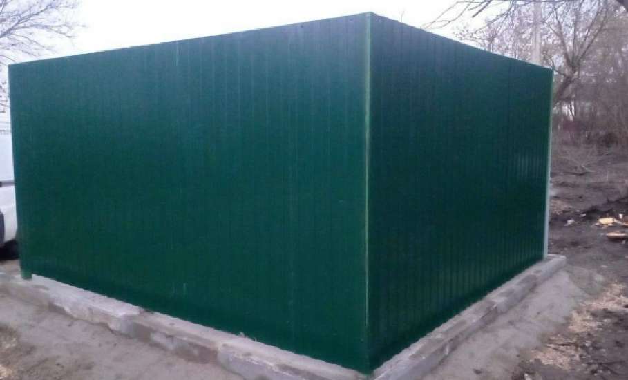 В Ельце по двум адресам провели реконструкцию контейнерных площадок