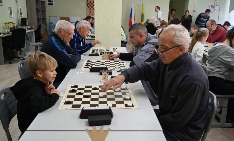 В Хмелинце завершились соревнования по русским шашкам