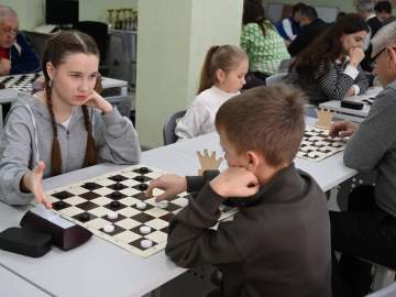 В Хмелинце завершились соревнования по русским шашкам