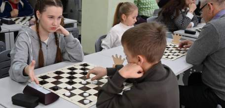 В Хмелинце завершились соревнования по русским шашкам