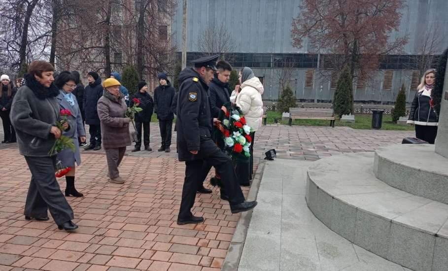 9 декабря — особый и памятный день для всех ельчан!