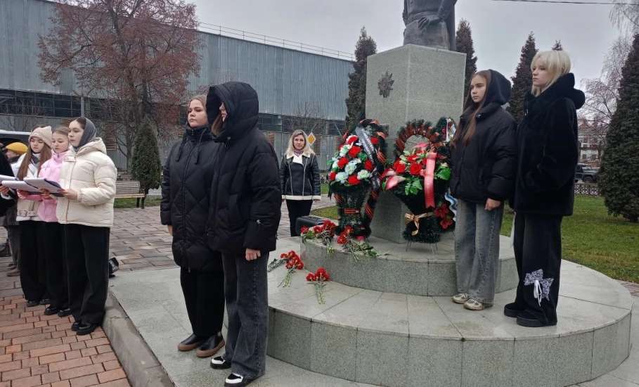 9 декабря — особый и памятный день для всех ельчан!