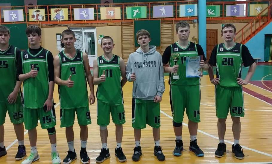 6 декабря в городе Чаплыгине прошел открытый турнир по баскетболу среди юношей 2009 г.р. и моложе