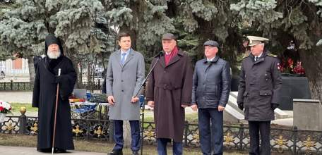 В День Героев Отечества и годовщину освобождения Ельца от немецко-фашистских захватчиков традиционно прошли мероприятия, посвященные всем защитникам нашей Родины
