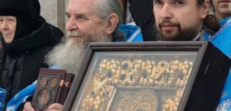 В Знаменском женском монастыре отметили престольный праздник!