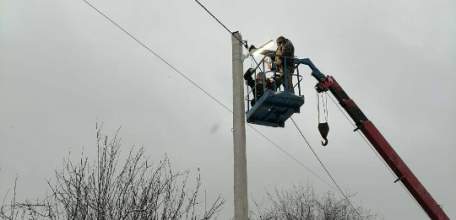 В Ельце продолжают восстанавливать уличное освещение