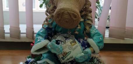 Подведены итоги муниципального этапа областной выставки новогодних композиций «Вместо ёлки – новогодний букет»