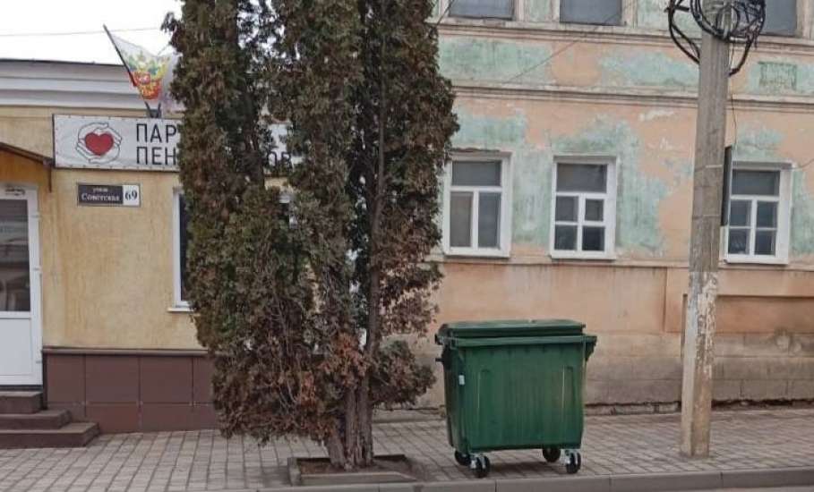 Елец переходит с бестарной на контейнерную систему сбора мусора