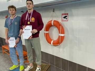 Завершающий соревновательный день Кубка Липецкой области по плаванию принес новые достижения спортсменам отделения плавания спортивной школы №1 города Ельца!