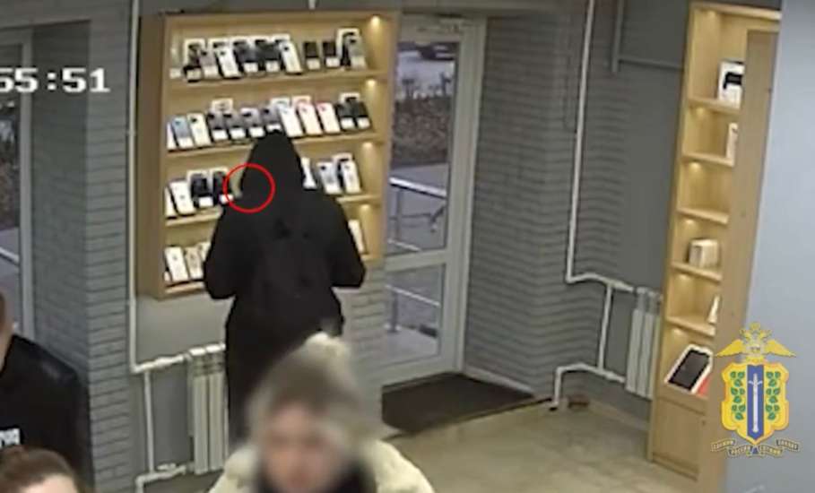 32-летний житель Липецкого района подозревается в серии краж из магазинов региона, в том числе в Ельце