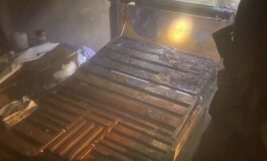 В горящей елецкой пятиэтажке пострадал 75-летний мужчина