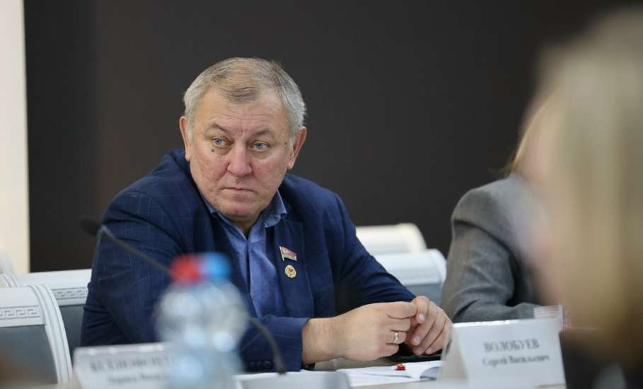 Сегодня, 18 декабря, мы с огромным уважением поздравляем с днем рождения спортивного судью всероссийской категории Сергея Васильевича Волобуева!