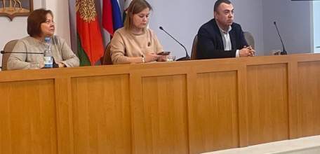 В зале заседаний администрации  Ельца состоялось заседание комиссии по охране труда