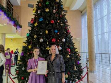 17 декабря в Областном ДК народного творчества и кино состоялась церемония награждения победителей &laquo;XV Молодежных дельфийских игр&raquo; &laquo;Старт надежды&raquo;