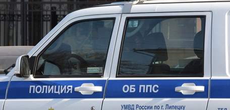 Беспилотник влетел в пустую квартиру