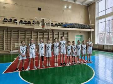 На этих выходных дружная баскетбольная команда девушек (тренеры-преподаватели Иванова Н.Н. и Солопенко И.В.) отправилась в Тамбов