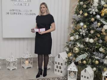 Советник директора по воспитанию школы №1 им. М. М. Пришвина Волкова Екатерина Михайловна награждена почётным знаком &laquo;Доброволец Липецкой области&raquo;