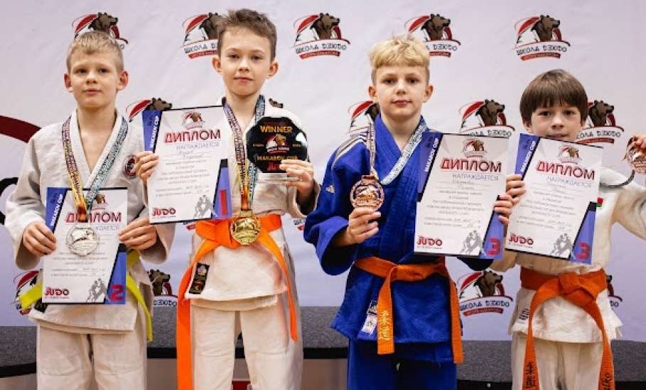 Елецкие дзюдоисты привезли медали из Белоруссии