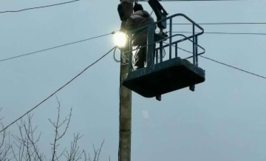 На улице Рязанской, 17, 25, 35, 47, 41 восстановили уличное освещение!