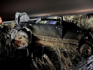 В Грязинском районе пострадал водитель съехавшей в кювет иномарки