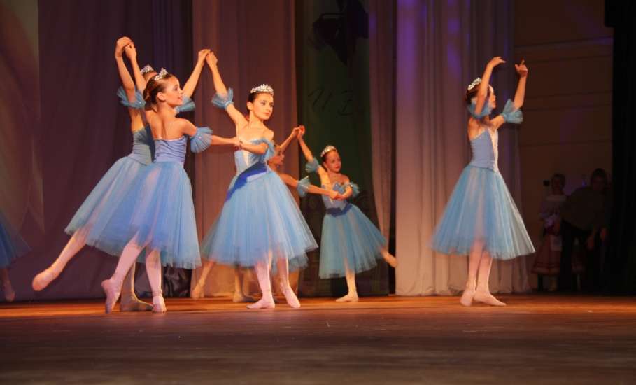 23 декабря в стенах Елецкого государственного университета имени И.А. Бунина прошел праздничный вечер, посвященный 50-летию ДК &laquo;Эльта&raquo;