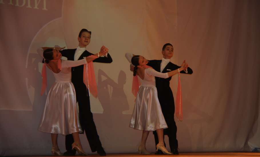 23 декабря в стенах Елецкого государственного университета имени И.А. Бунина прошел праздничный вечер, посвященный 50-летию ДК &laquo;Эльта&raquo;