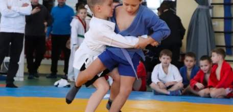 Воспитанники отделений борьбы &laquo;Спортивной школы&raquo; Елецкого округа приняли участие в Новогоднем фестивале единоборств, который состоялся в МАУ "Школа Елецкой борьбы"