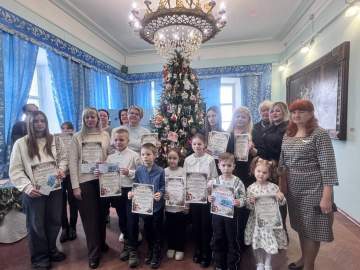 27 декабря в Музее купечества и сословий состоялась торжественная церемония награждения победителей конкурса авторской ёлочной игрушки в стиле XIX века