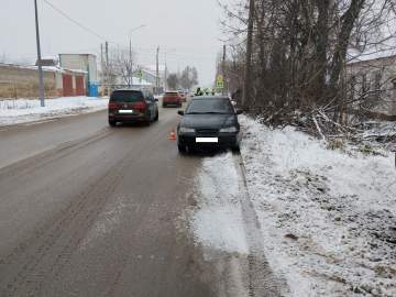 В Ельце автомобиль сбил 12-летнюю девочку. Ребёнок госпитализирован!