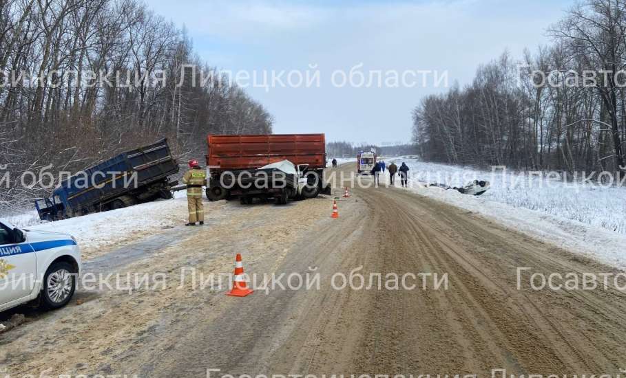 В Липецком районе автоинспекторы устанавливают обстоятельства смертельного ДТП!