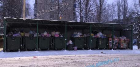 Мусорные контейнеры сегодня уже переполнены в Ельце!