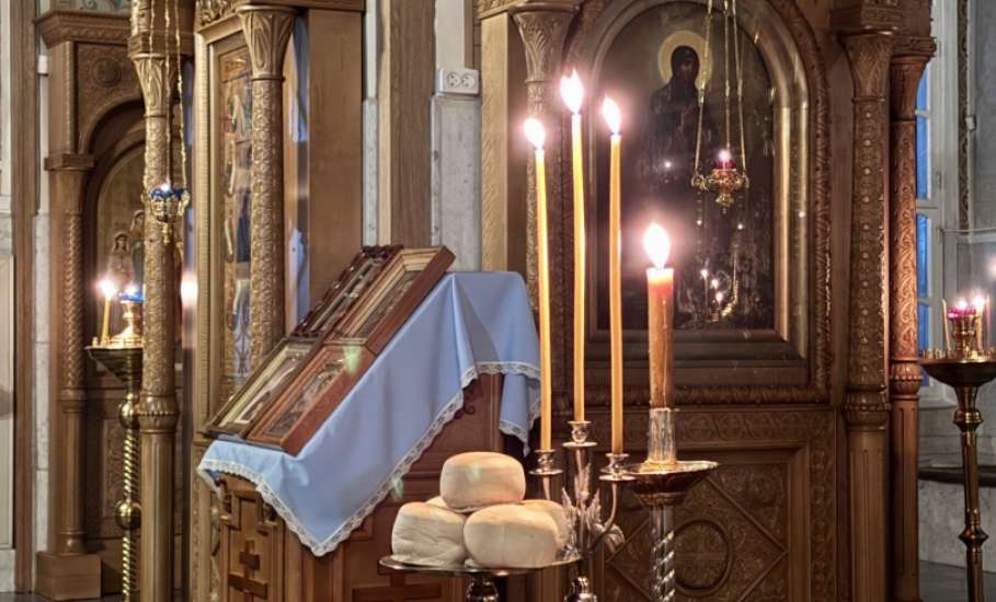 На воскресенье 4 января приходится предпразднство Рождества Христова