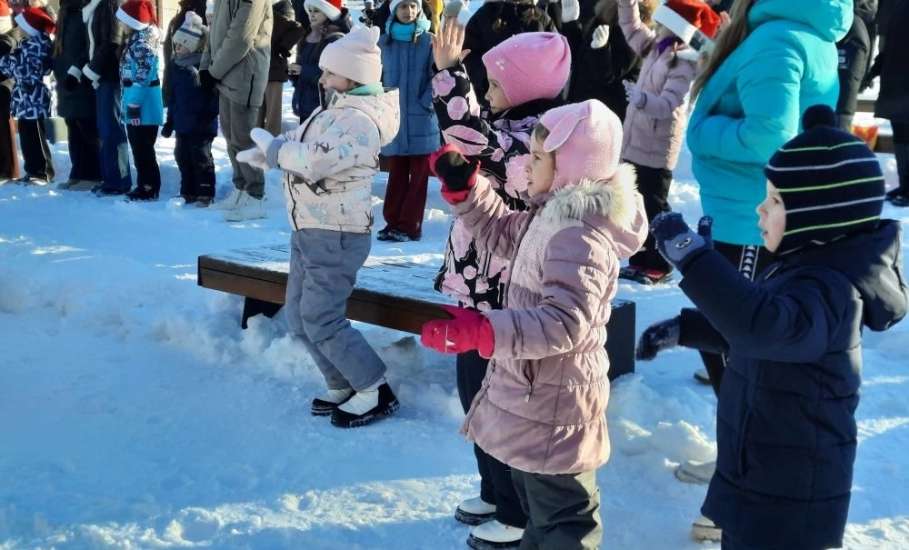 Новогодняя сказка в Парке 40-летия Октября!