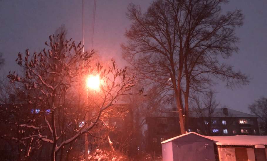 Игорь Артамонов: &laquo;В Ельце обломки БПЛА попали в несколько многоквартирных жилых домов! Есть пострадавшие&raquo;