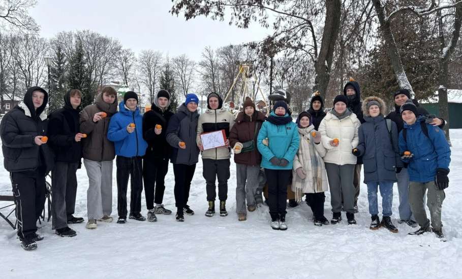 В канун Рождества Христова на территории Детского парка прошли городские соревнования "Мандариновый забег"