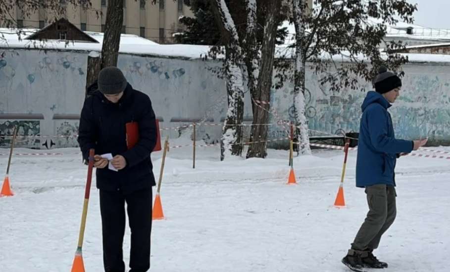 В канун Рождества Христова на территории Детского парка прошли городские соревнования "Мандариновый забег"