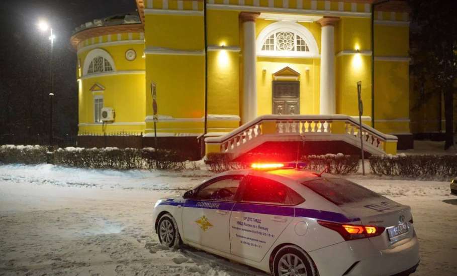 Сотрудники полиции обеспечили общественную безопасность в Липецкой области во время праздников