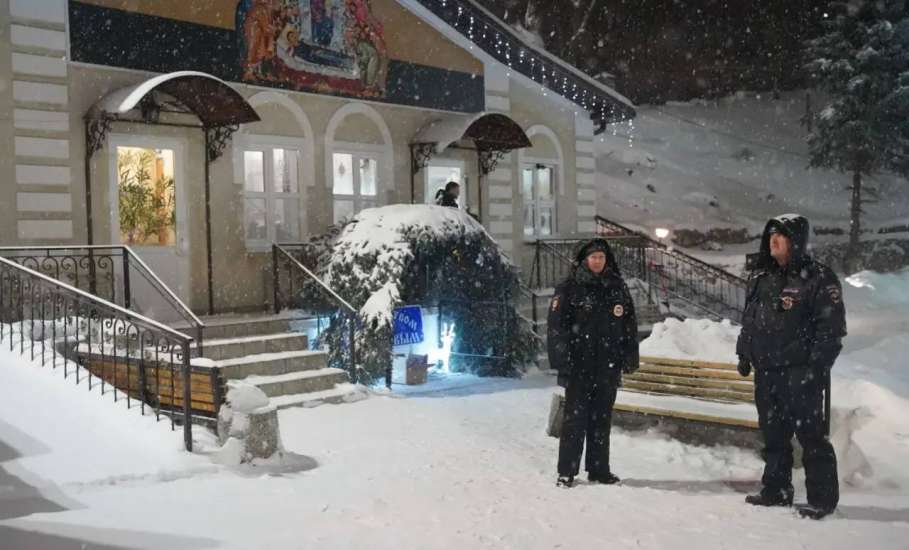 Сотрудники полиции обеспечили общественную безопасность в Липецкой области во время праздников