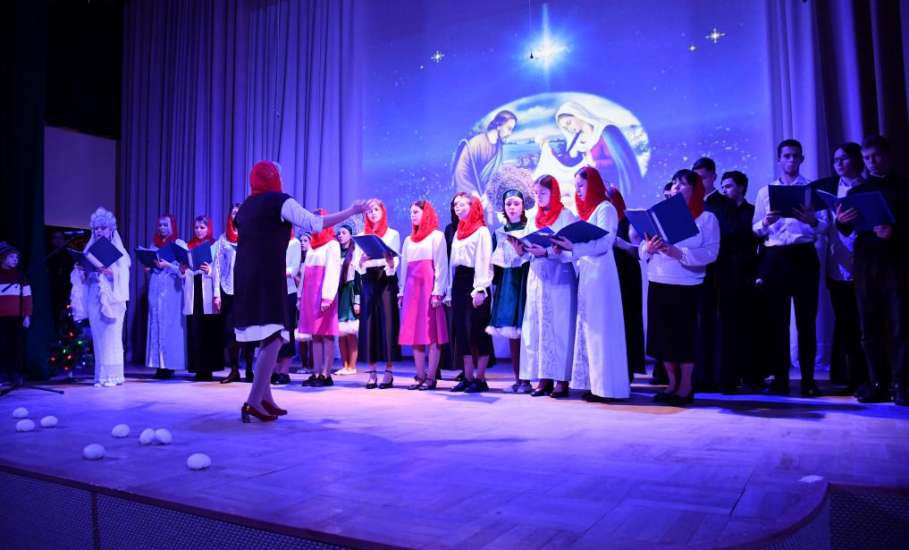 В большом зале духовно-просветительского центра Елецкой епархии состоялся городской Рождественский концерт!